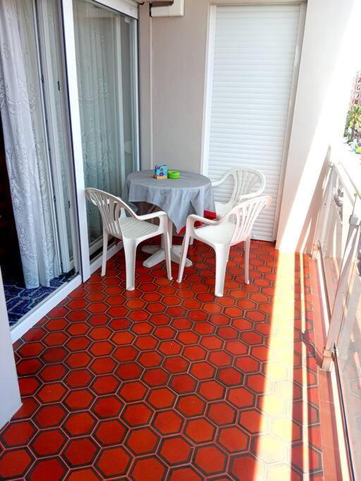 Apartamento Grande, La Mar Esta 5 Minutos Andando Denia Εξωτερικό φωτογραφία